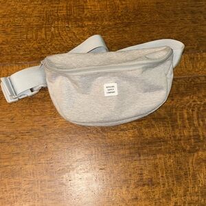 Herschel Supply CompanyGray Belt/chest Bag with Adjustable Strap